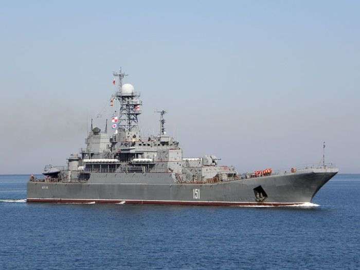 Десантний корабель Азов вирушив зі спецзавданням в Сирію (15 фото)