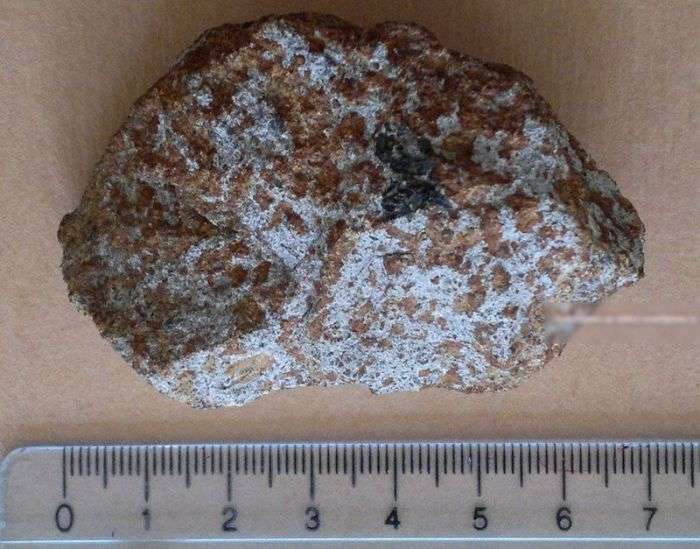 Самі великі метеорити, що впали на Землю (22 фото)