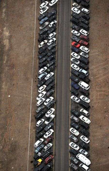 Автомобілі, які постраждали від урагану Сенді в США (9 фото)