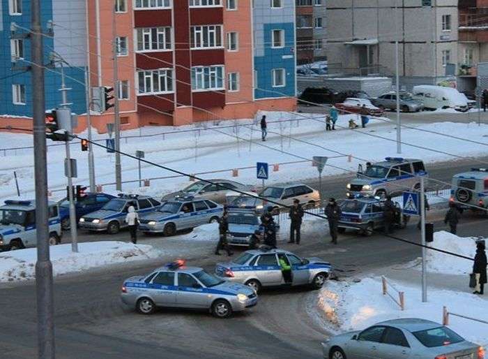 Аварія двох поліцейських автомобілів (2 фото)