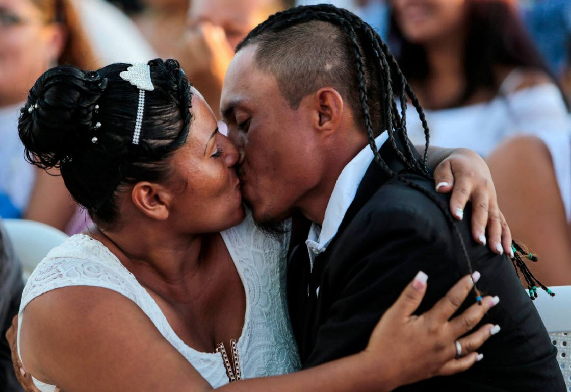 Массовая свадьба в день Святого Валентина в Никарагуа культура