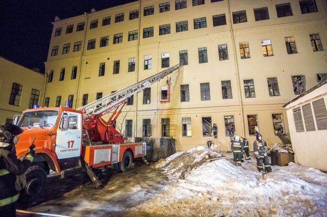 Обрушение крыши в петербургском университете ИТМО новости в фотографиях