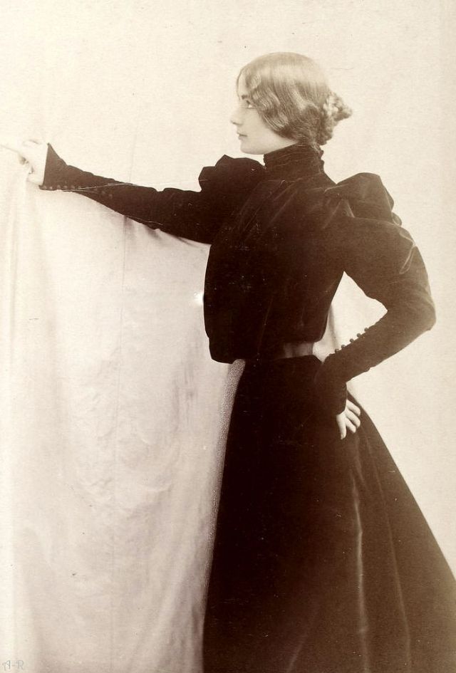 Как выглядела самая красивая женщина XIX века загадочность