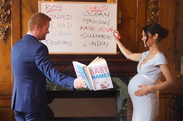 Йога для беременных и новорожденный малыш: двойники Меган Маркл и принца Гарри снялись в новом фотопроекте Новости