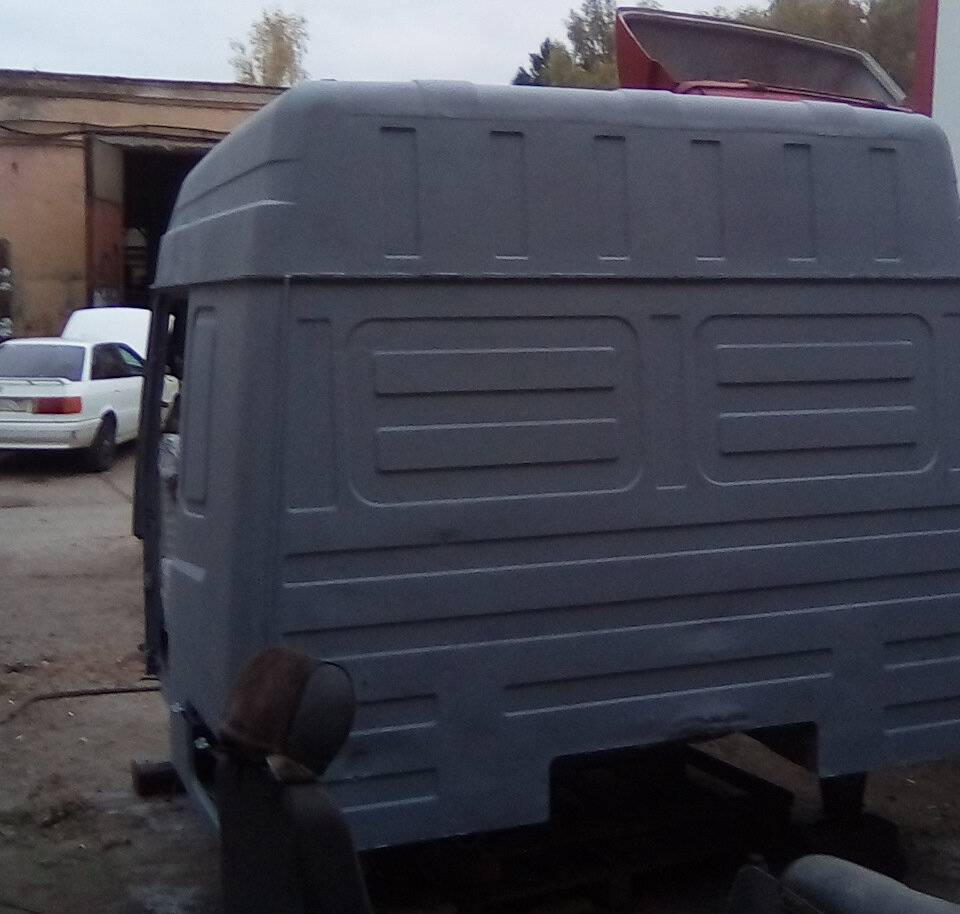Мужик купил старый ржавый грузовик МАЗ и восстановил его для себя, получилась неплохая рабочая лошадка авто
