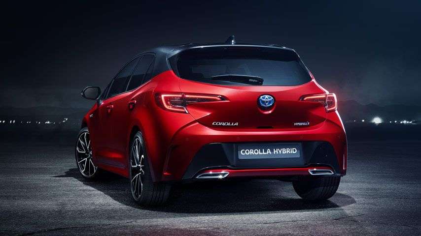 Самая экономичная Toyota Corolla посмеялась над электромобилями toyota corolla hybrid