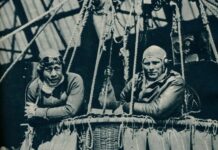 Pandangan Pertama tentang Hitam: Siapa Sungguh Yang Pertama Mencapai Luar Angkasa?