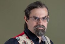 Адріан Чайковський про створення правдоподібних інопланетних світів