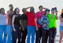 Artemis II: Момент Єдності в Епоху Безнадійності