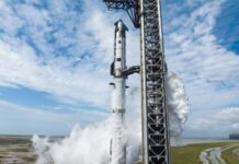 Політ 124-метрового монстра від SpaceX